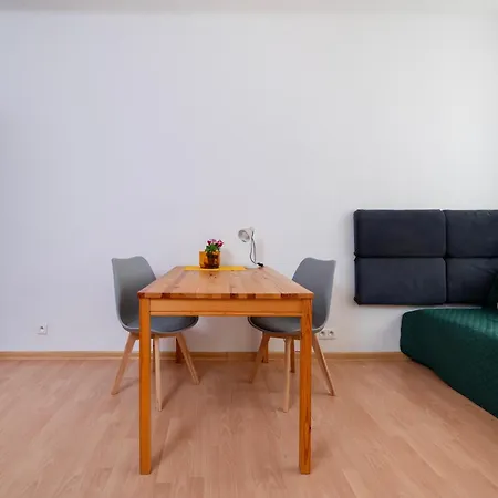 Apartament Uniwersytecka Standard By Bookinghost